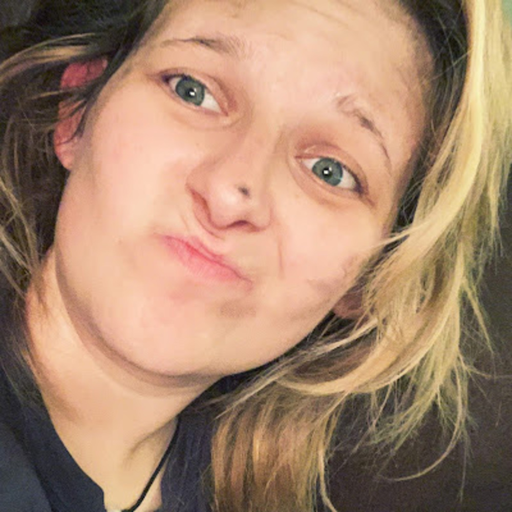 Meet your Posher, Sabrina